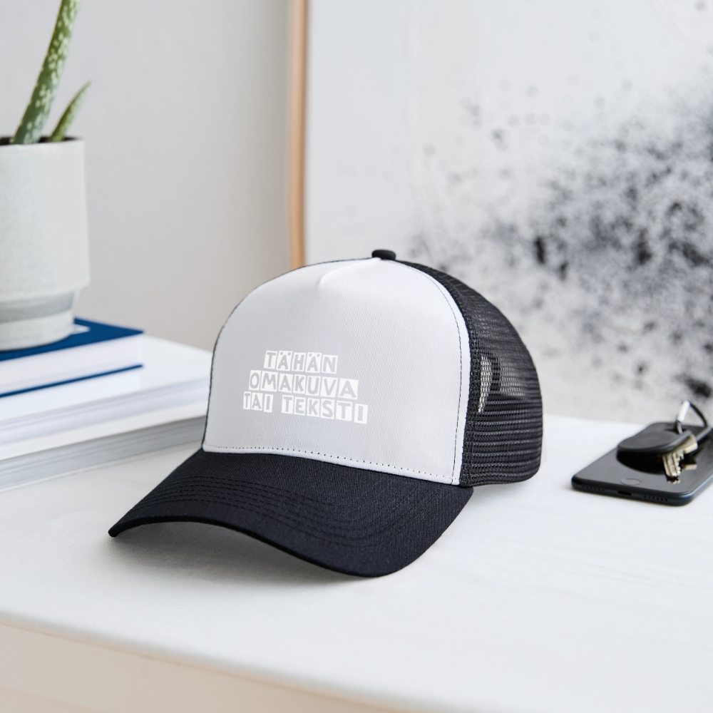 Trucker Cap omalla kuvalla - valkoinen/musta